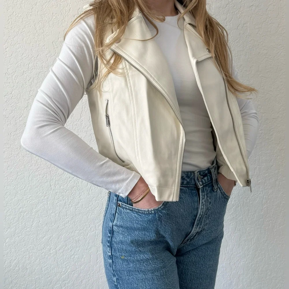 Anthropologie White Faux Leather Moto Vest – Size Small - Picture 2 of 8
